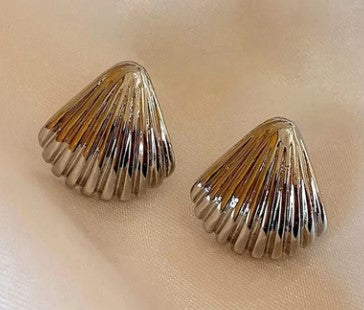 Shell Earrings